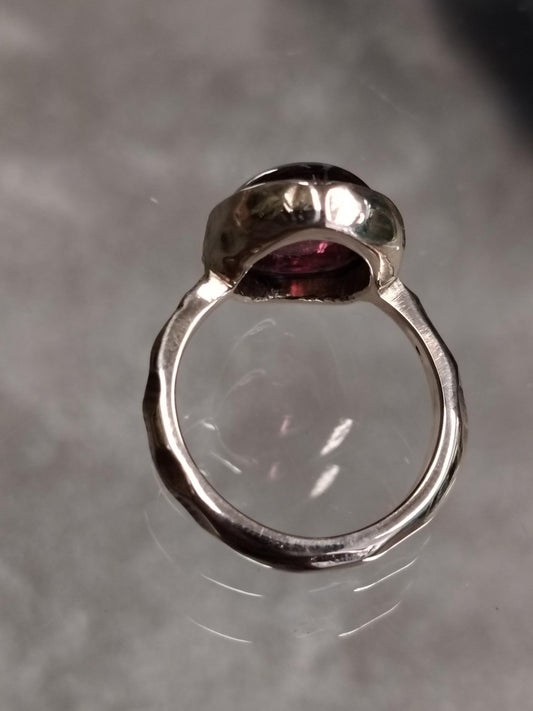 Anello donna artigianale Funny in bronzo e tormalina rosa