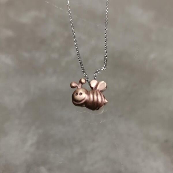 ciondolo artigianale APE in bronzo e collana in argento 925