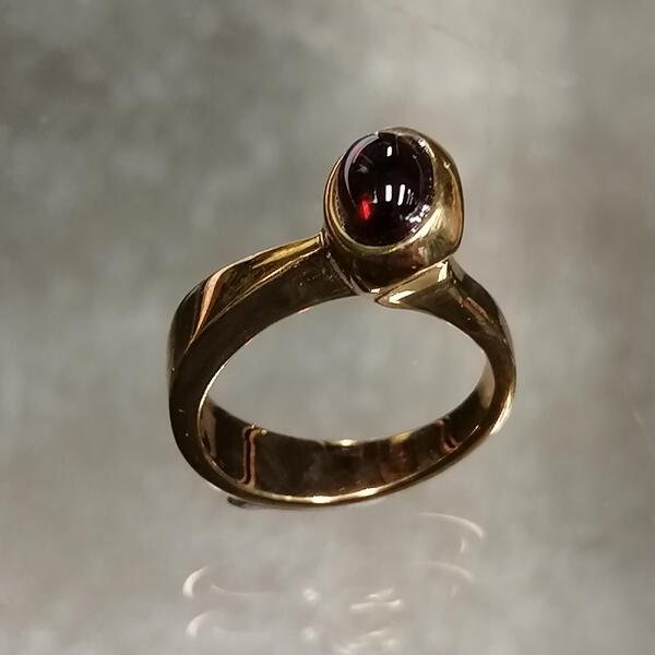 anello drin in bronzo e granato mis 14