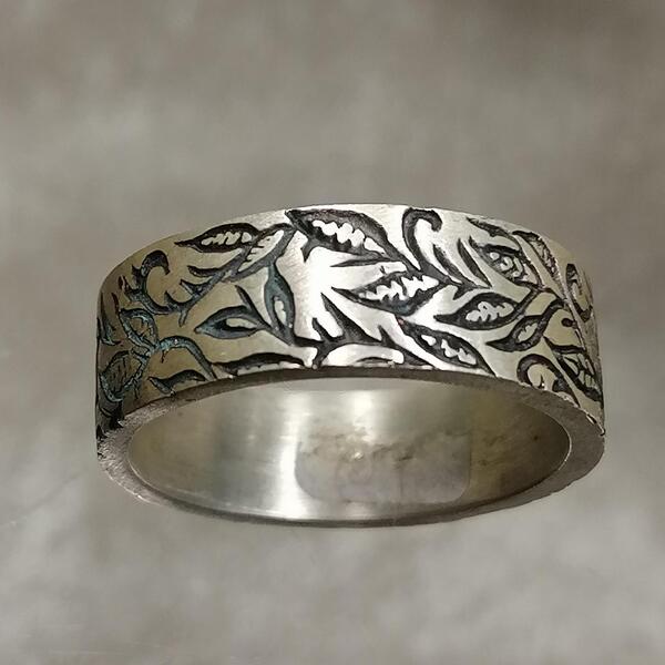 anello Liberty fascia in argento mis 24