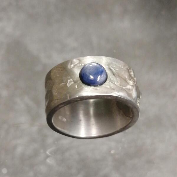 anello neolitico argento 925 e cianite