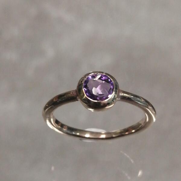Anello Tiffy in bronzo e ametista mis 9