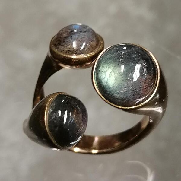 ANELLO ARTIGIANALE TRILOGY IN BRONZO E LABRADORITE