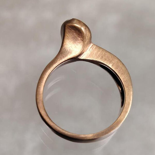 Anello donna artigianale drin in bronzo rosso e tormalina rosa