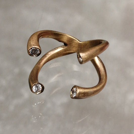 Anello cross in bronzo rosso satinato e zirconi