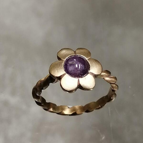anello artigianale bronzo  rosso e ametista