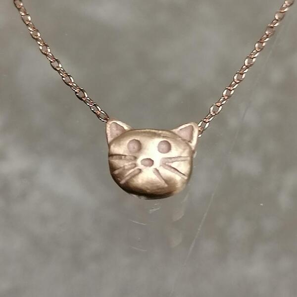 ciondolo gatto