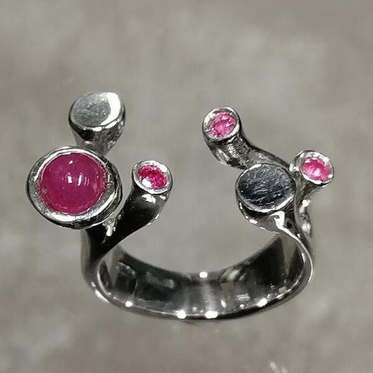 anello Sherry  ,fatto a mano in argento 925 e rubini
