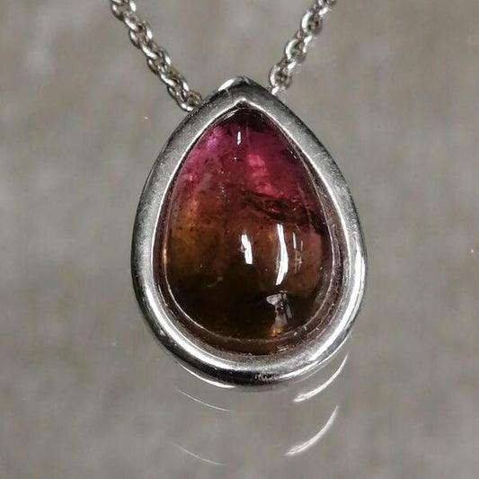 Ciondolo Lany goccia di tormalina cm 1,5  con castone e collana in argento cm 42
