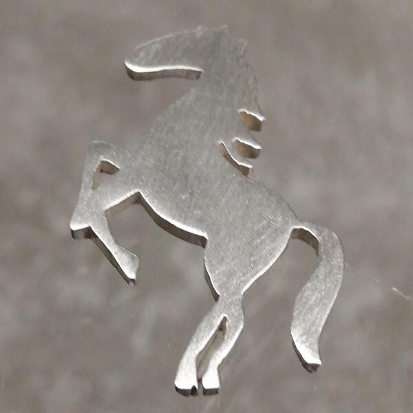 CIONDOLO CAVALLO DOLLY  IN ARGENTO 925 .