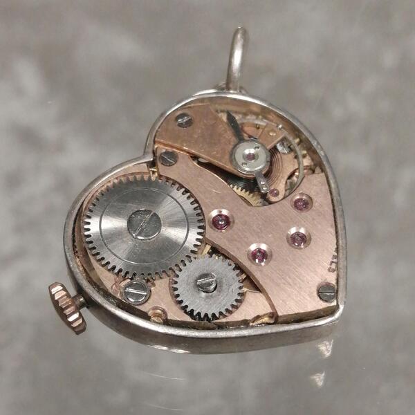 CIONDOLO ARTIGIANALI CUORE  STEAMPUNK TWO