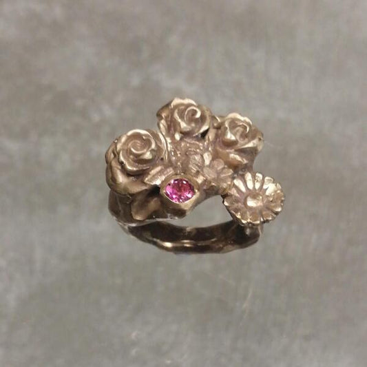 Anello Fleurs in bronzo e tormalina rosa .modello unico