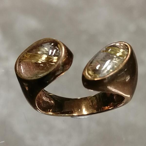 Anello artigianale Vivian bronzo rosso lucido e quarzo rutilato