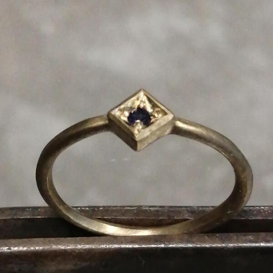 Anello minimal Minnino   in bronzo e ametista misura 14