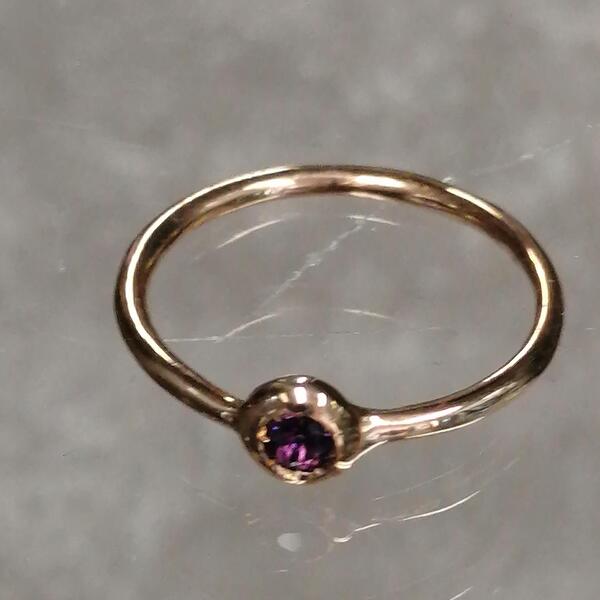 Anello Artigianale minimal  Nucleo in bronzo e ametista