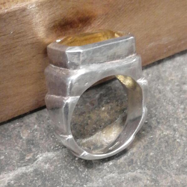 Anello  artigianale Limone  in argento 925 e quarzo citrino 1,5 x 1