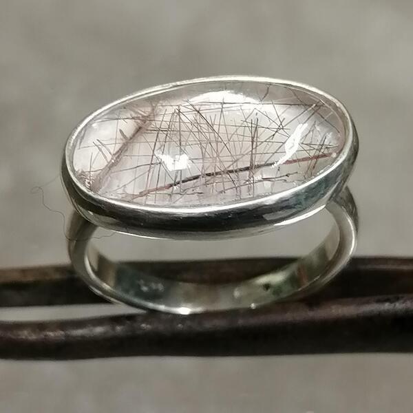 Anello artigianale  Olga argento 925 e quarzo rutilato