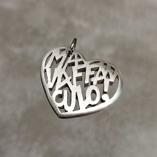 Ciondolo artigianale Cuore Ma Vaffanculo in argento 925 satinato