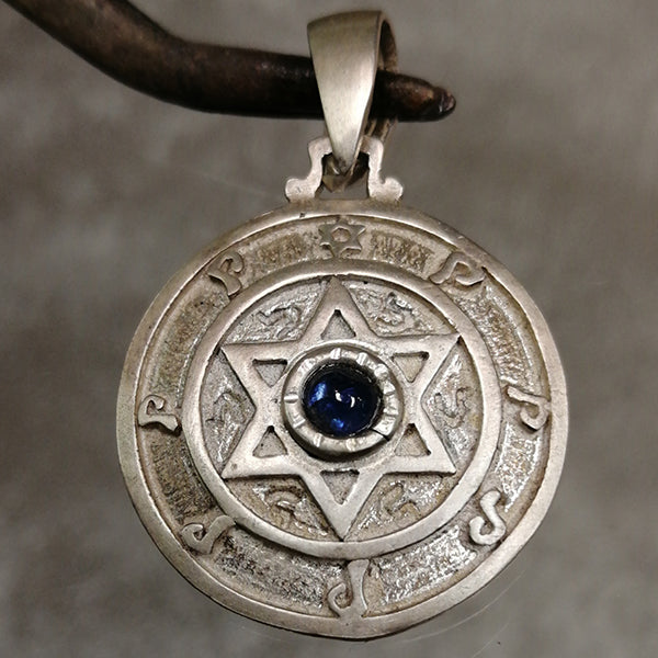 Ciondolo Sigillo di Salomone in argento 925  con zaffiro