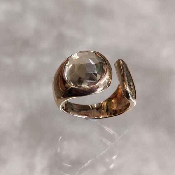 Anello artigianale Petalo di Bronzo con quarzo citrino