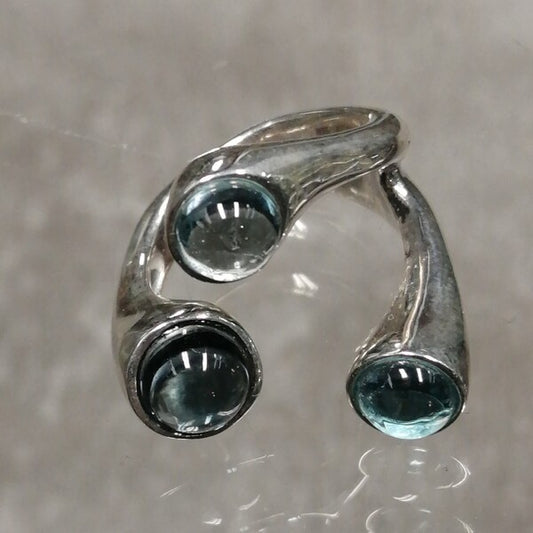 anello Azzurra in argento 925 con 2 topazi azzurri e un topazio london mis 12