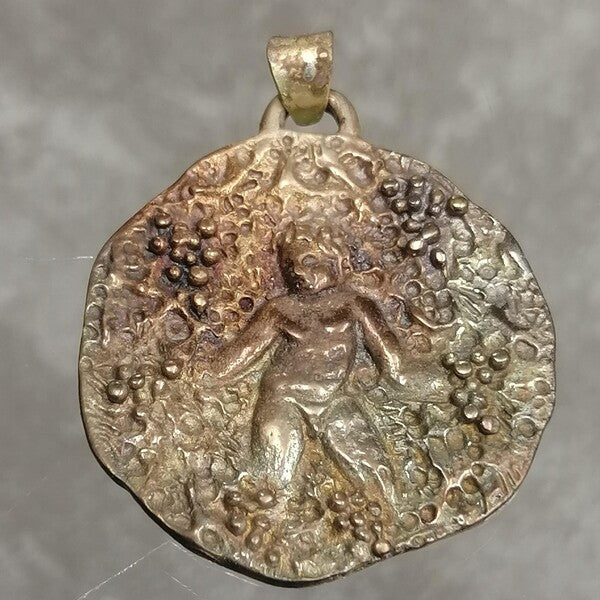 Ciondolo  artigianale Bacco in bronzo